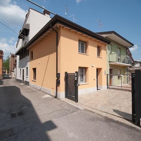 Апартаменти Casa Gemma - Big Family House With Free Parking Сан-Джованні-Лупатото Екстер'єр фото
